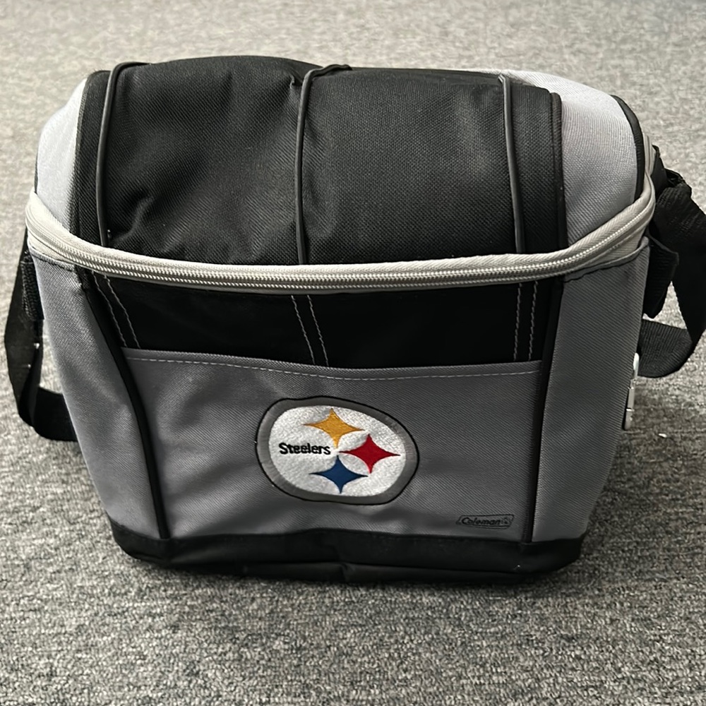 Pittsburg Steelers soft Coleman cooler